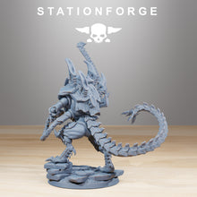 Load image into Gallery viewer, Stationforge - Xenarid Nyxar (2 supplied)
